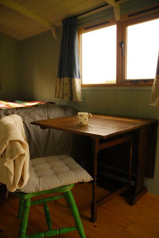 エムズワース Sindles Farm Bed & Breakfast エクステリア 写真