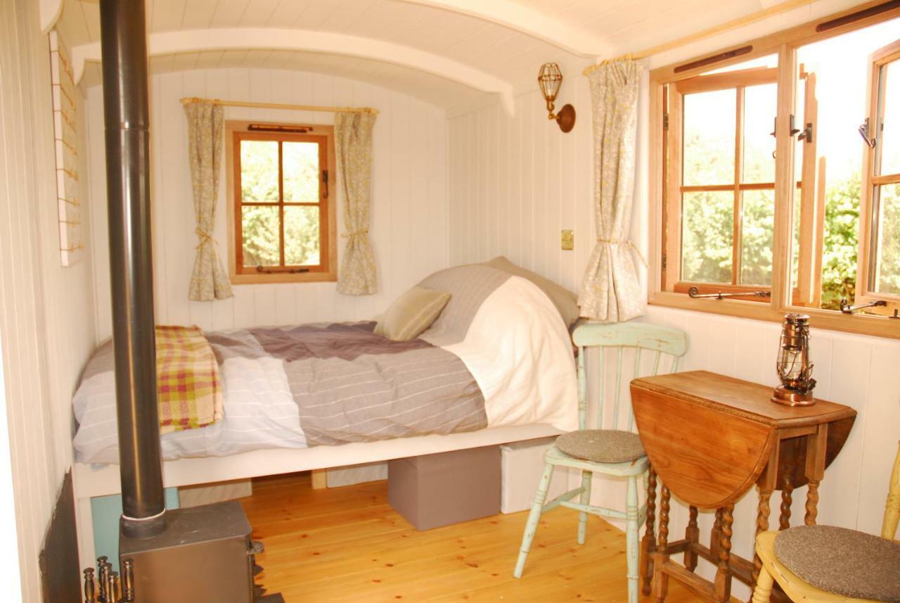 エムズワース Sindles Farm Bed & Breakfast エクステリア 写真